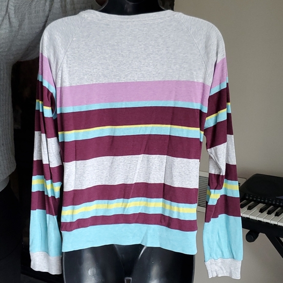 Rainbow Top - Picture 2 of 2